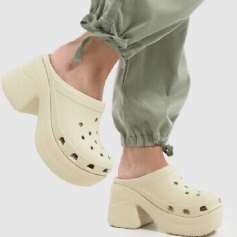 Crocs Siren Clog Bone Men's 8 Women's 10 Nude/Bone Platform